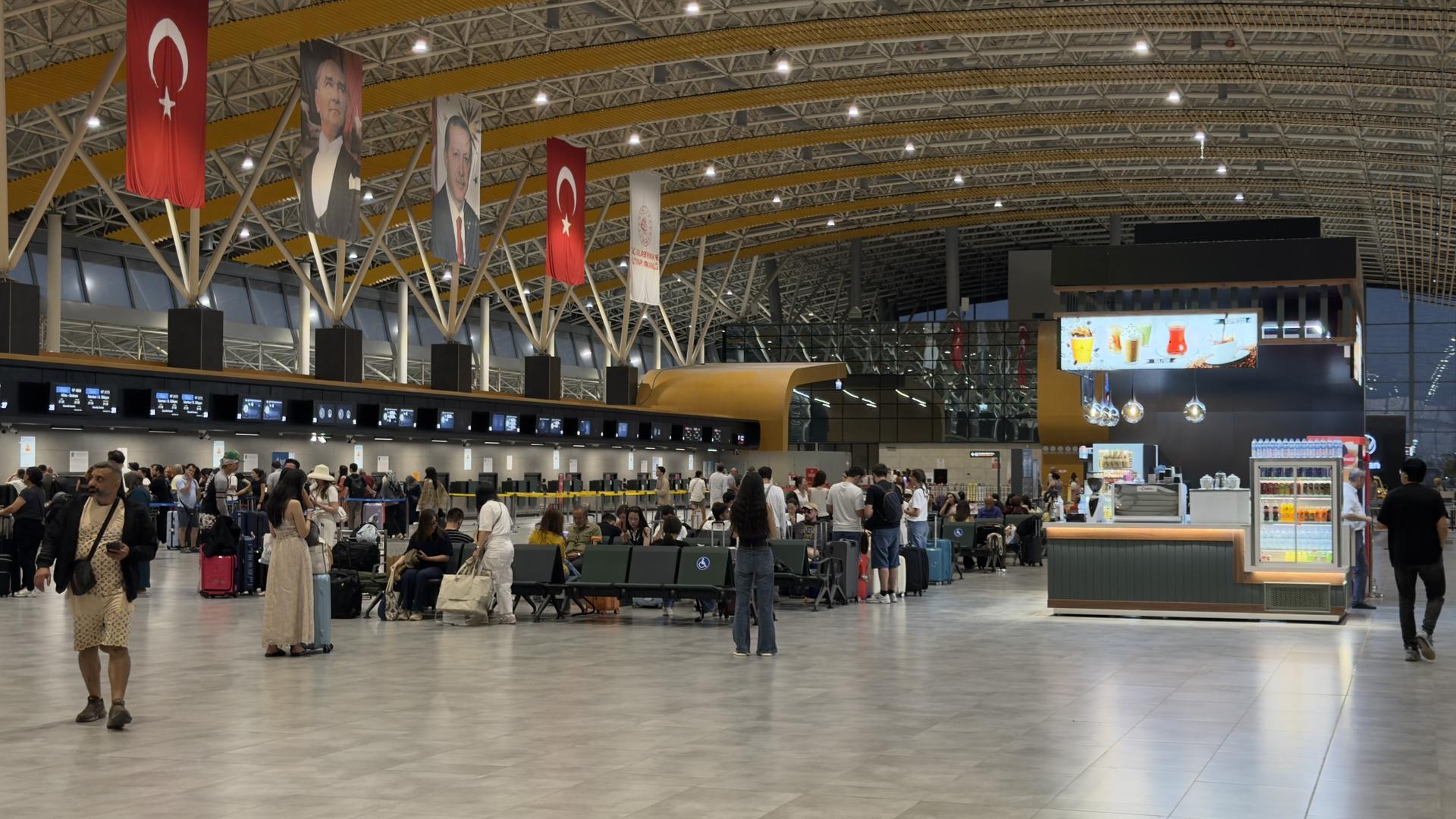 istanbul airport - small voyage - istanbul tours